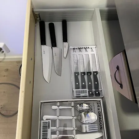 Leilighet Cozy And Modern House