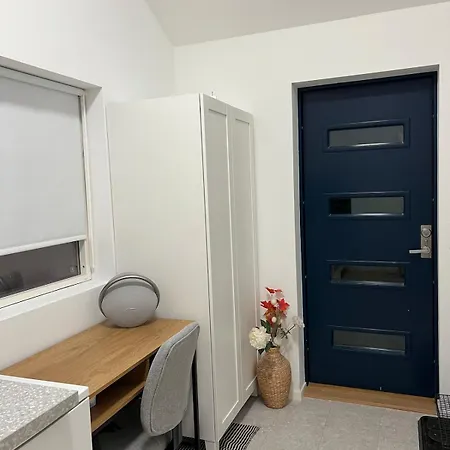 Cozy And Modern House 아파트 *