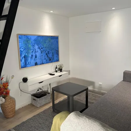 Cozy And Modern House 아파트